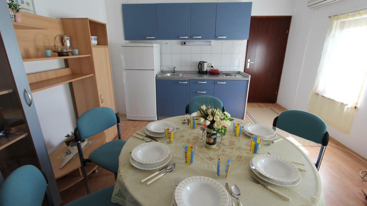 Holiday House Matko Gabonjin Kültér fotó