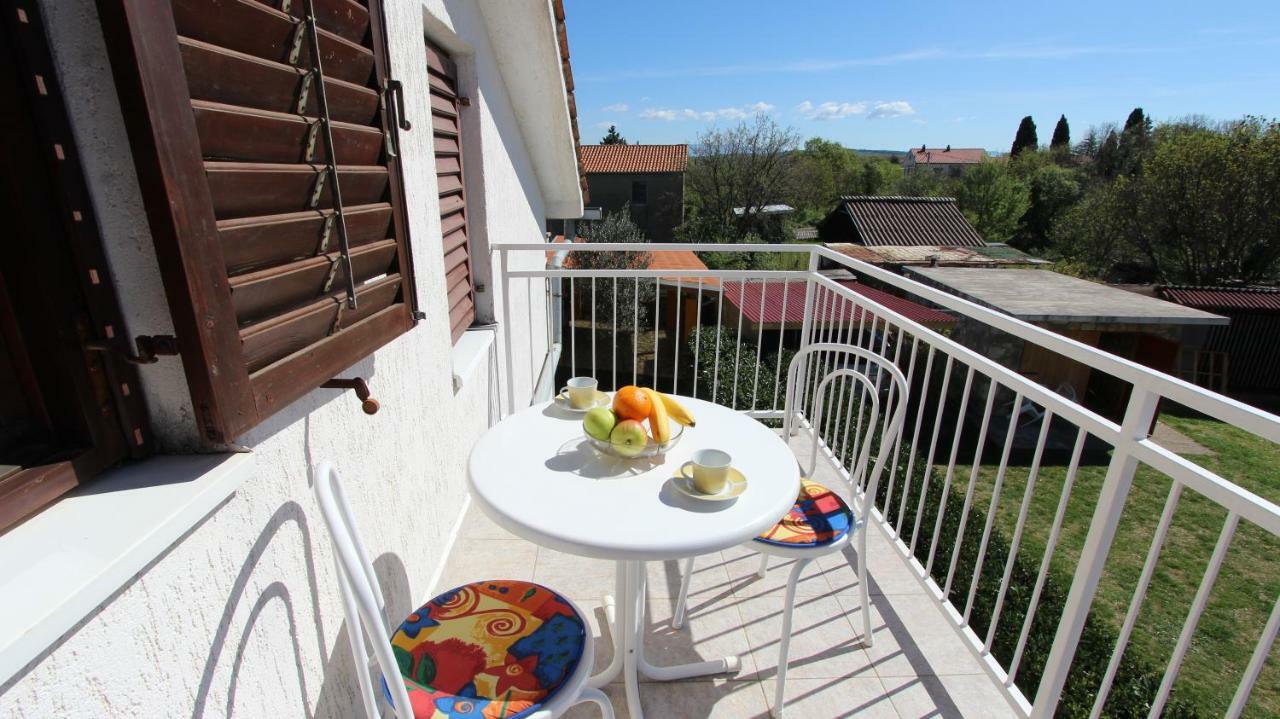 Holiday House Matko Gabonjin Kültér fotó