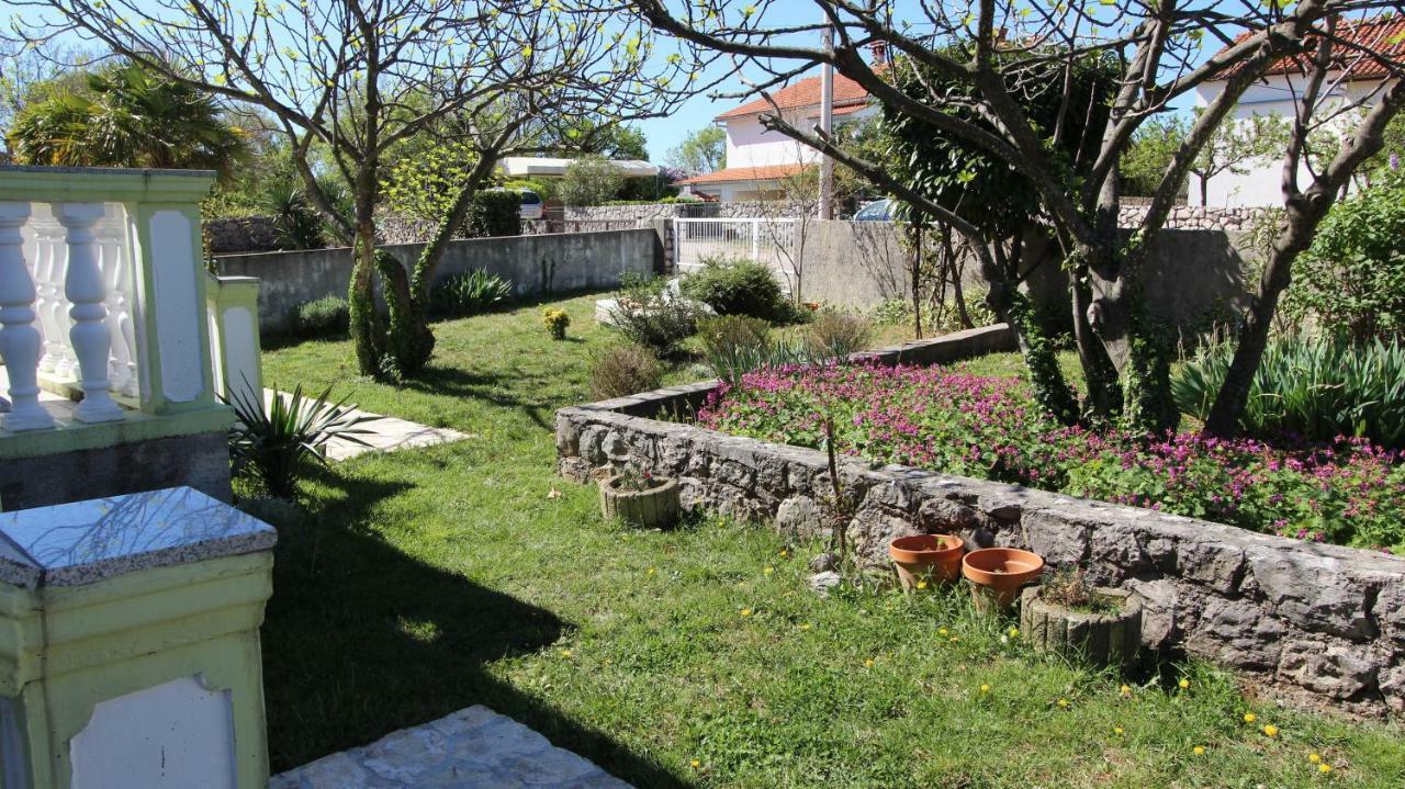 Holiday House Matko Gabonjin Kültér fotó